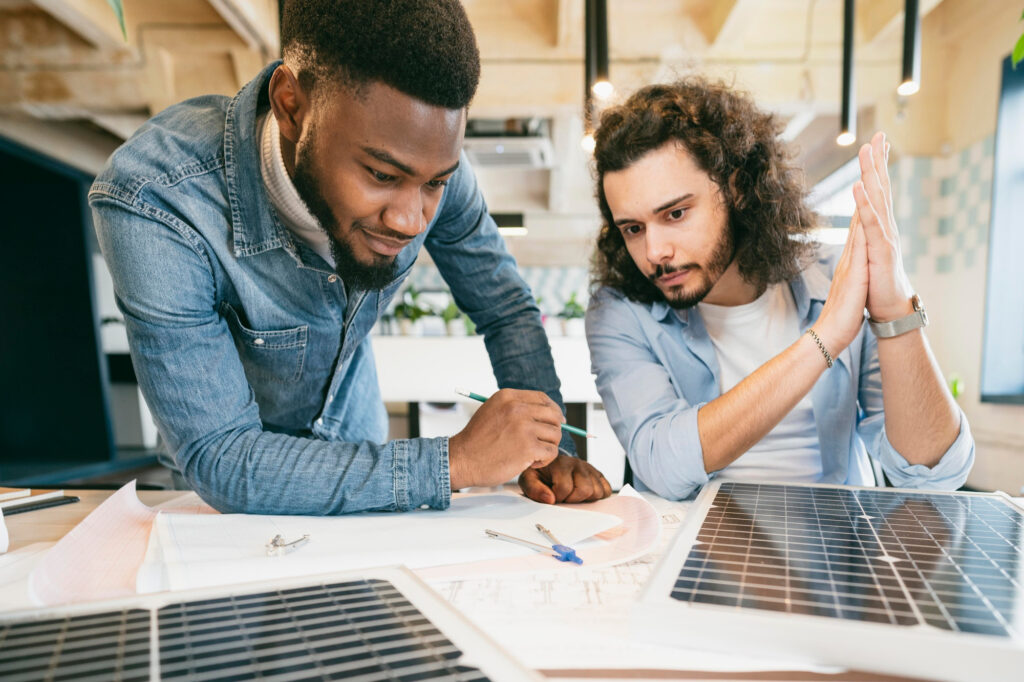 How to Save Money and Increase Efficiency with Smart Energy Solutions