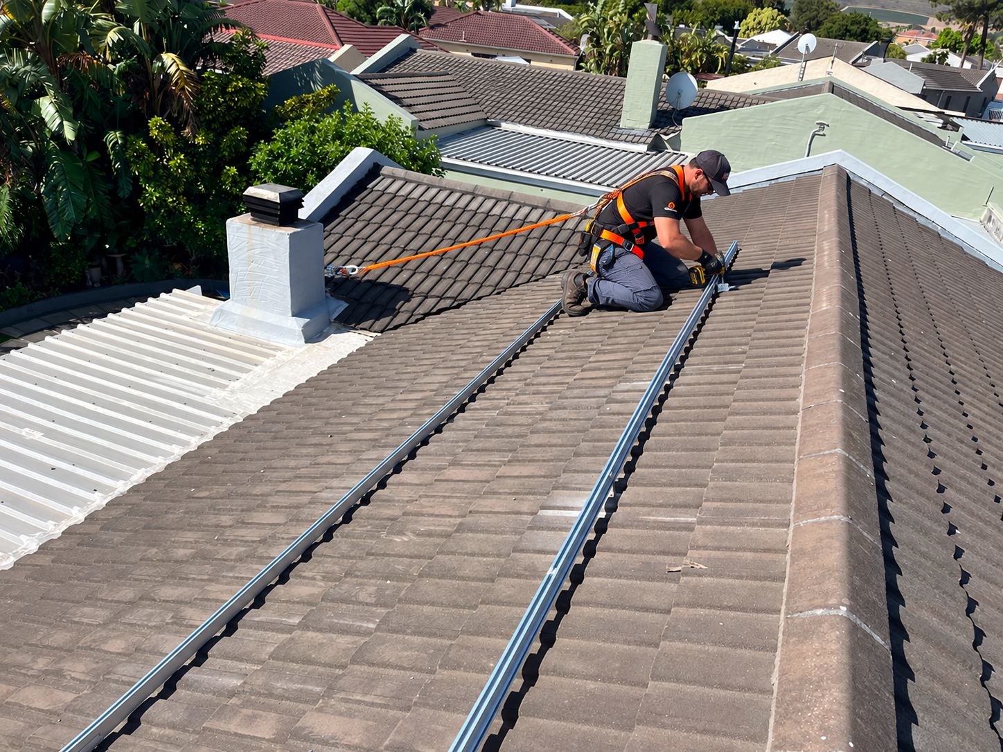 Thermo Group solar technicians in Marina Da Gama, Cape Town